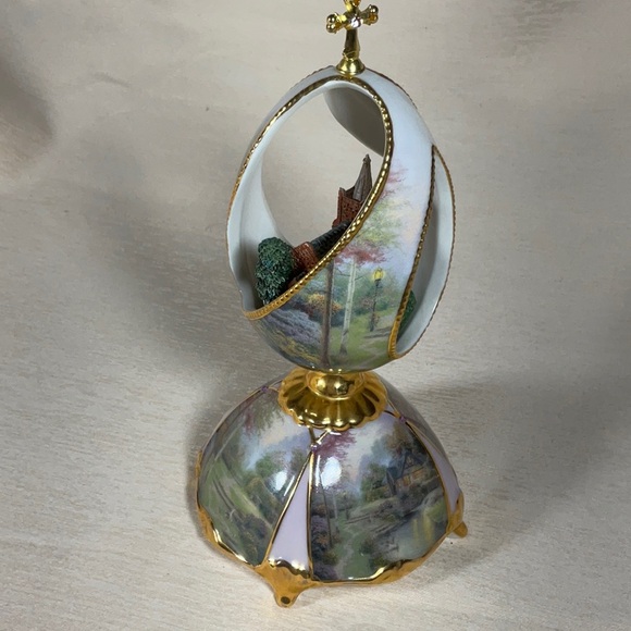 2006 Thomas Kinkaid Stillwater Chapel Blessings of Faith Heirloom Porcelain Egg - Picture 5 of 10